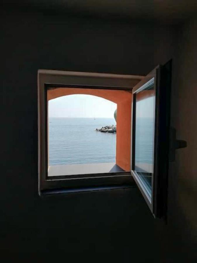 Casa Sulla Spiaggia Di Boccadasse Gênes Extérieur photo