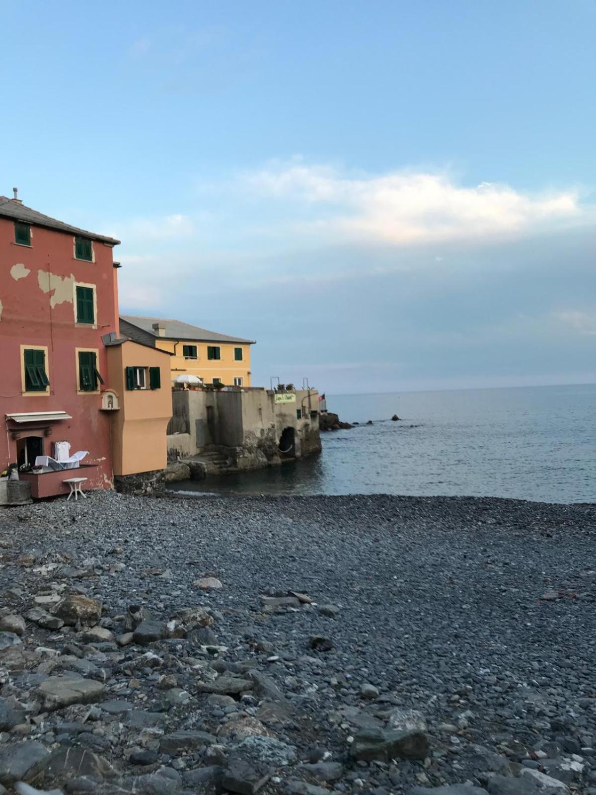 Casa Sulla Spiaggia Di Boccadasse Gênes Extérieur photo